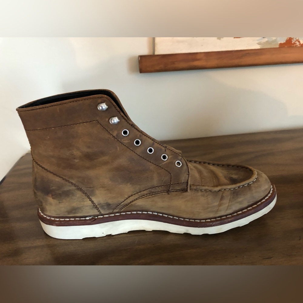 Classic Tan Leather Men's Boots - Picture 5 of 10